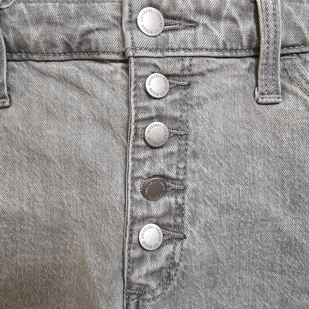 Universal Thread size 6‎ gray high waisted distressed denim shorts
